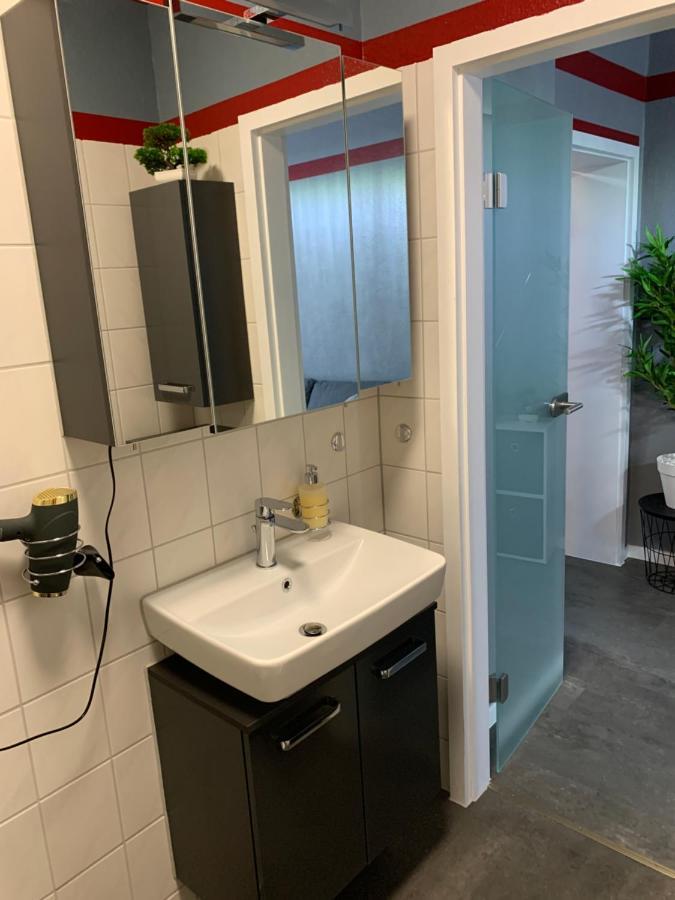 Exklusive Stadtwohnung Am Elbradweg: Best-Preis-Fewo Rathausblick 1 Fuer Max. 3 Pers. Inkl. Wlan, Prime Video & Self Check-In 비텐베르게 외부 사진