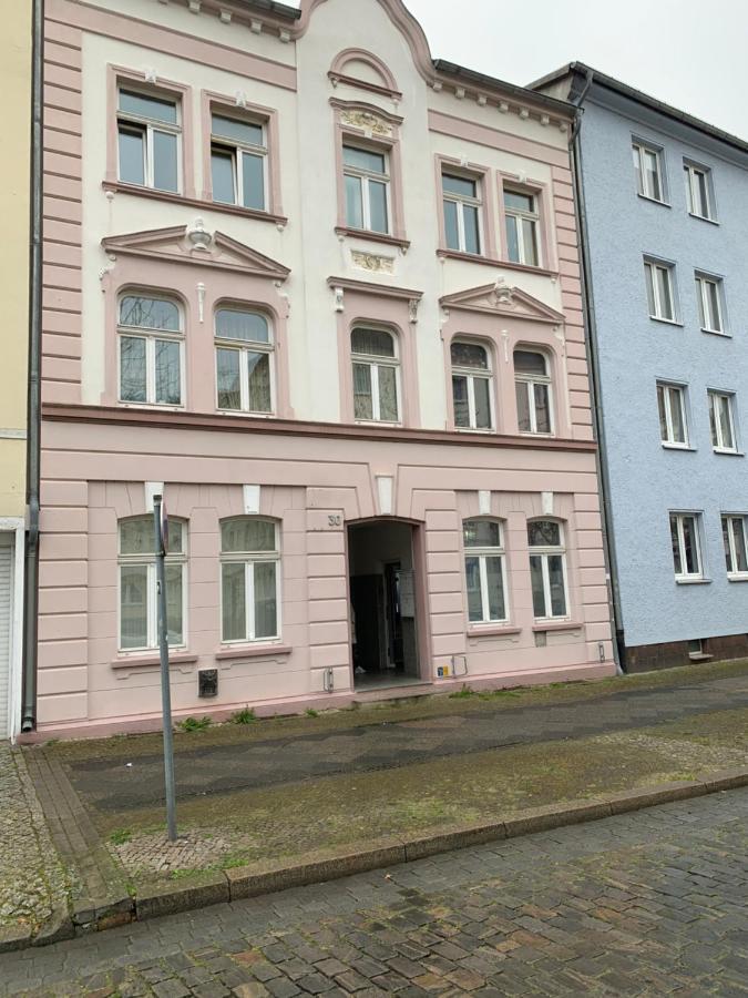Exklusive Stadtwohnung Am Elbradweg: Best-Preis-Fewo Rathausblick 1 Fuer Max. 3 Pers. Inkl. Wlan, Prime Video & Self Check-In 비텐베르게 외부 사진